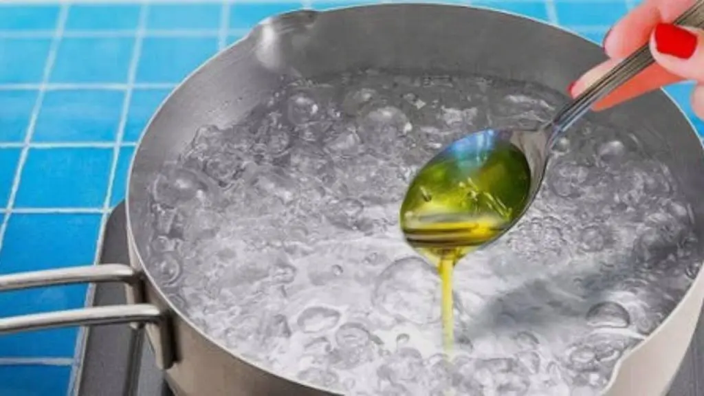 Cómo evitar que se salga agua de la olla, el remedio favorito de los cocineros