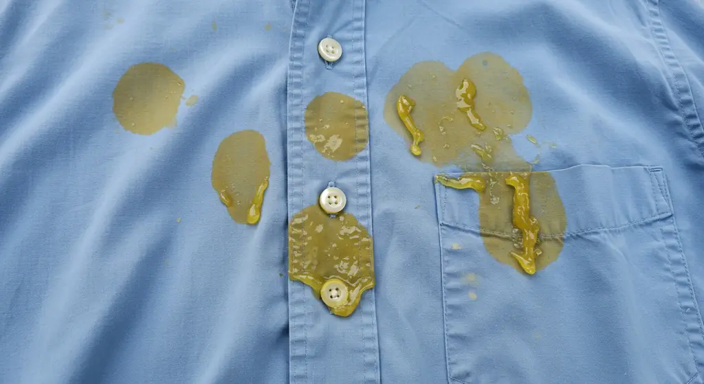 Wax stains on fabrics: grandma’s trick that eliminates everything